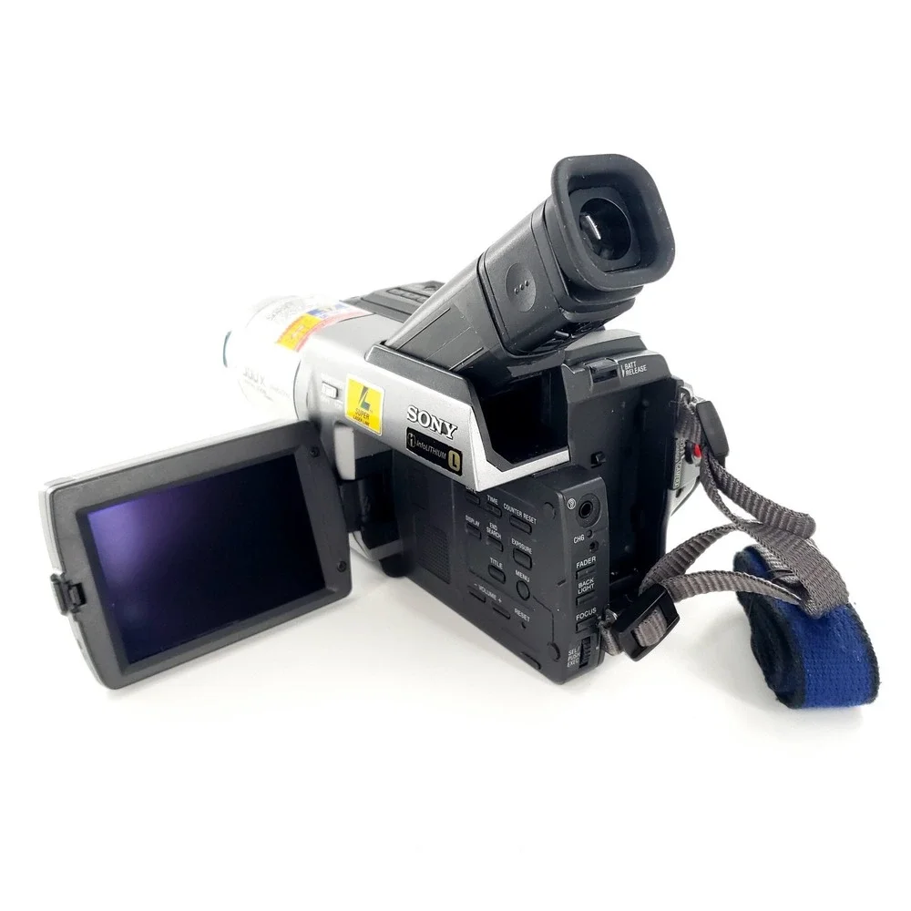 Sony Handycam CCD-TRV98 Video8 Hi-8 Camcorder w/ Battery, Charger, Tape Tested
